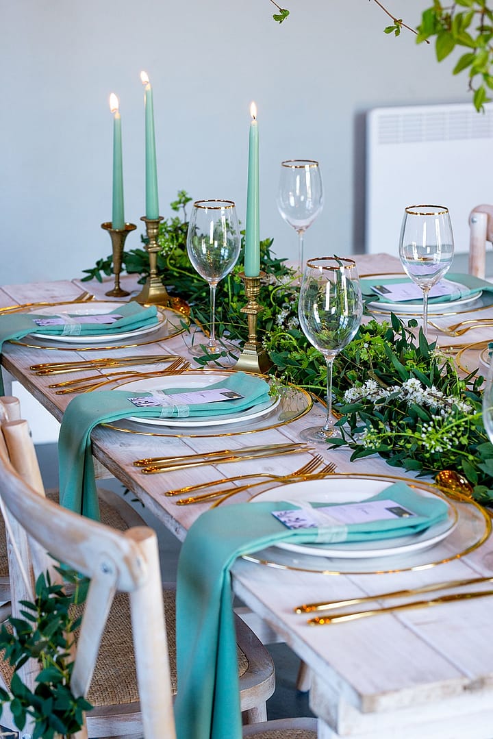 Image by <a class="text-p3" href="https://www.lauradownham.co.uk" target="_blank">Laura Downham Photography</a>.