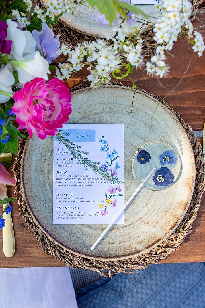 Image by <a class="text-p3" href="https://www.lauradownham.co.uk" target="_blank">Laura Downham Photography</a>.
