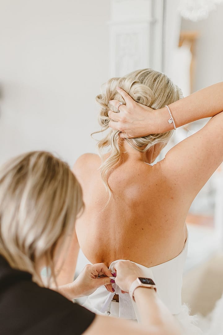 Image by <a class="text-p3" href="https://www.amylouphotography.co.uk" target="_blank">Amy Lou Photography</a>.