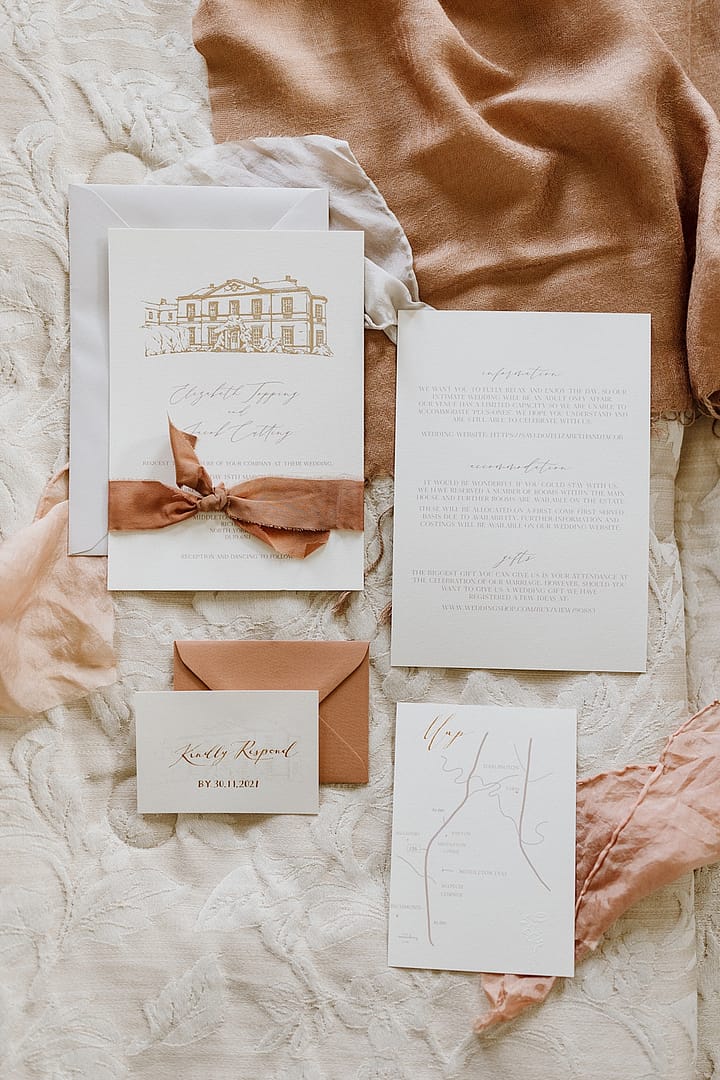 Image by <a class="text-p3" href="https://www.freyaraby.co.uk" target="_blank">Freya Raby Photography</a>.