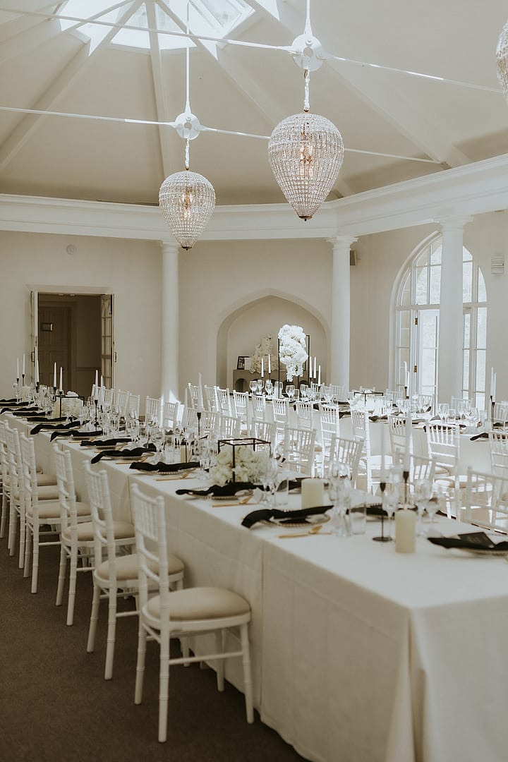 Image by <a class="text-p3" href="https://lauradeanphotography.com" target="_blank">Laura Dean Photography</a>.