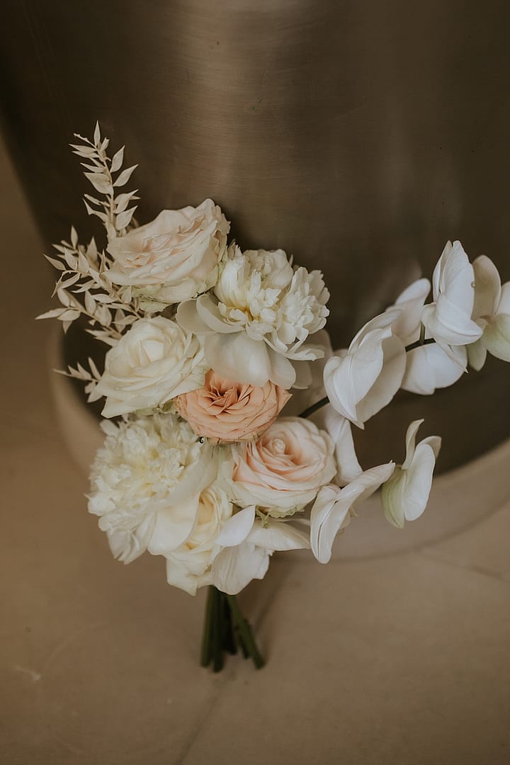 Image by <a class="text-p3" href="https://lauradeanphotography.com" target="_blank">Laura Dean Photography</a>.