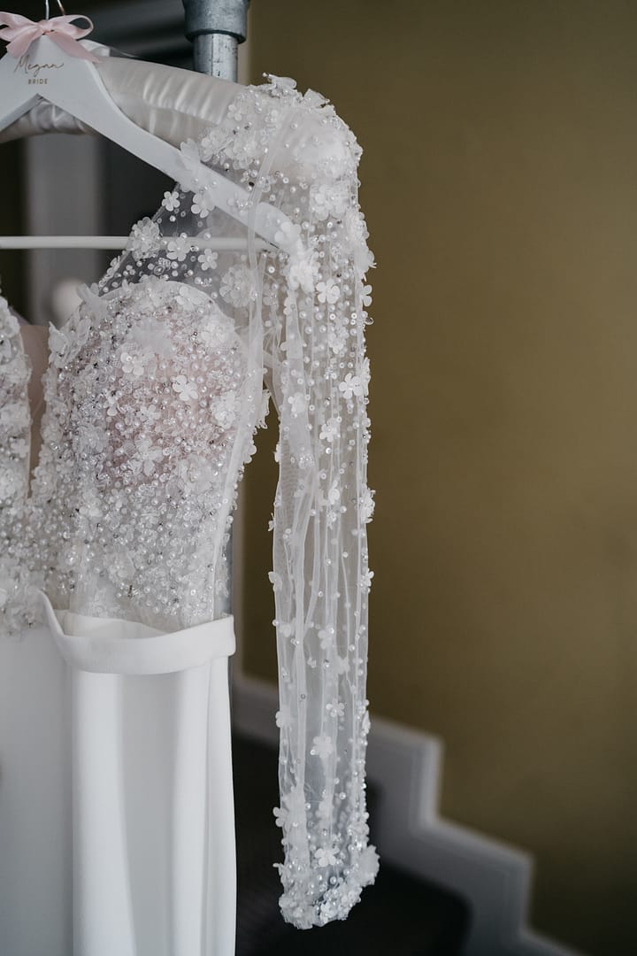 Image by <a class="text-p3" href="http://www.boyntonweddingphotography.co.uk" target="_blank">David Boynton Photography</a>.