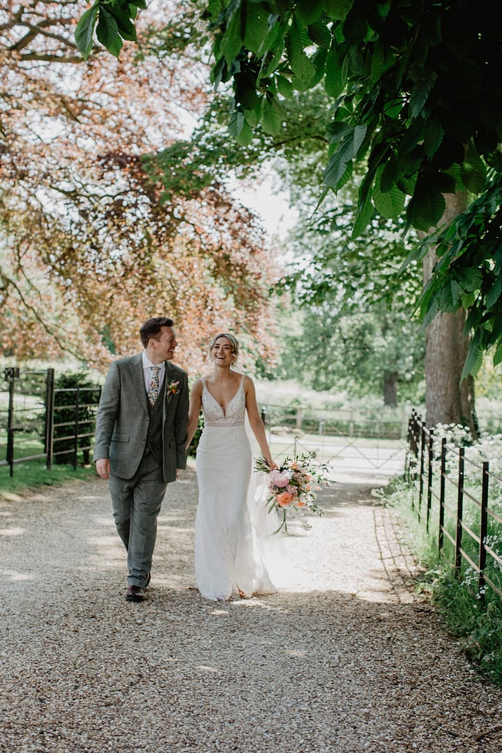 Image by <a class="text-p3" href="https://www.staceyanna.com" target="_blank">Stacey Anna Photography</a>.