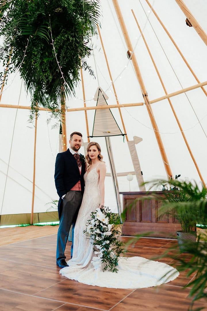 Image by <a class="text-p3" href="https://lunaweddings.co.uk" target="_blank">Luna Wedding Photography</a>.