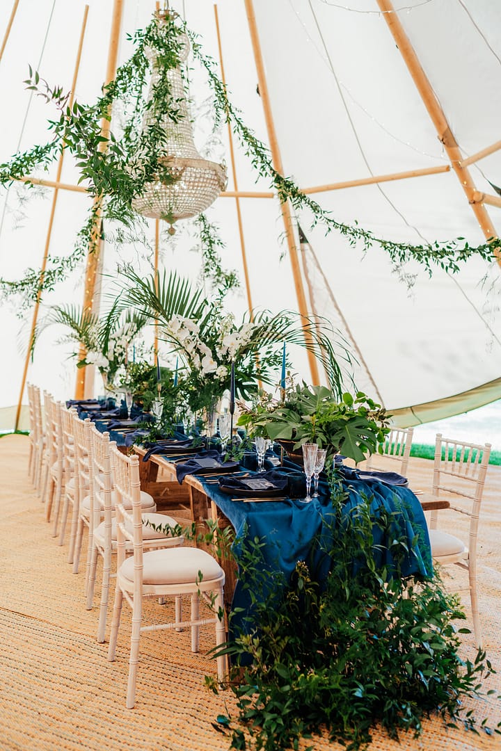 Image by <a class="text-p3" href="https://lunaweddings.co.uk" target="_blank">Luna Wedding Photography</a>.