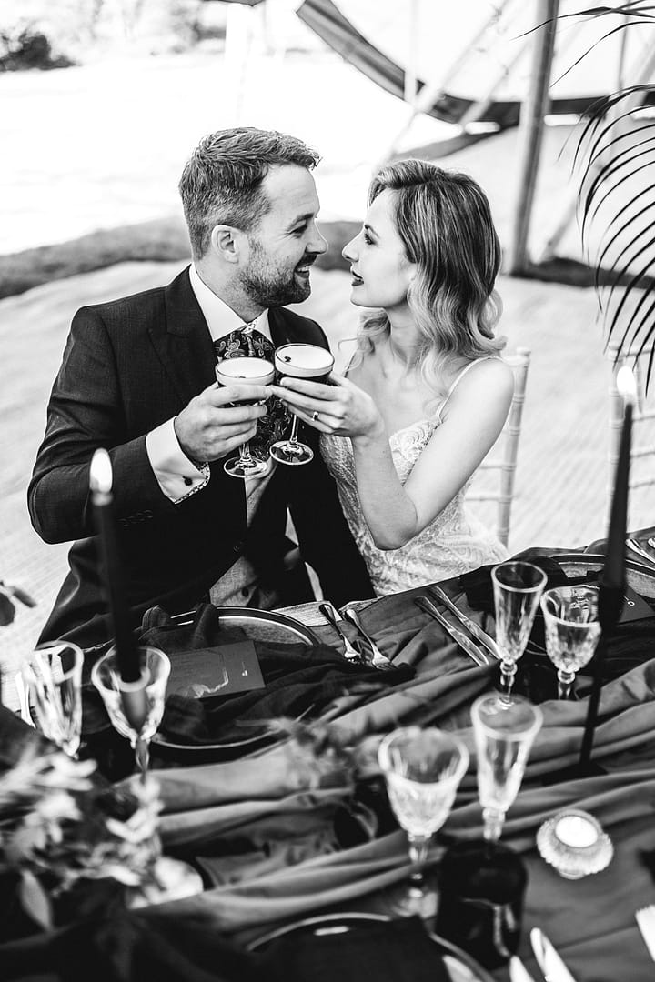 Image by <a class="text-p3" href="https://lunaweddings.co.uk" target="_blank">Luna Wedding Photography</a>.