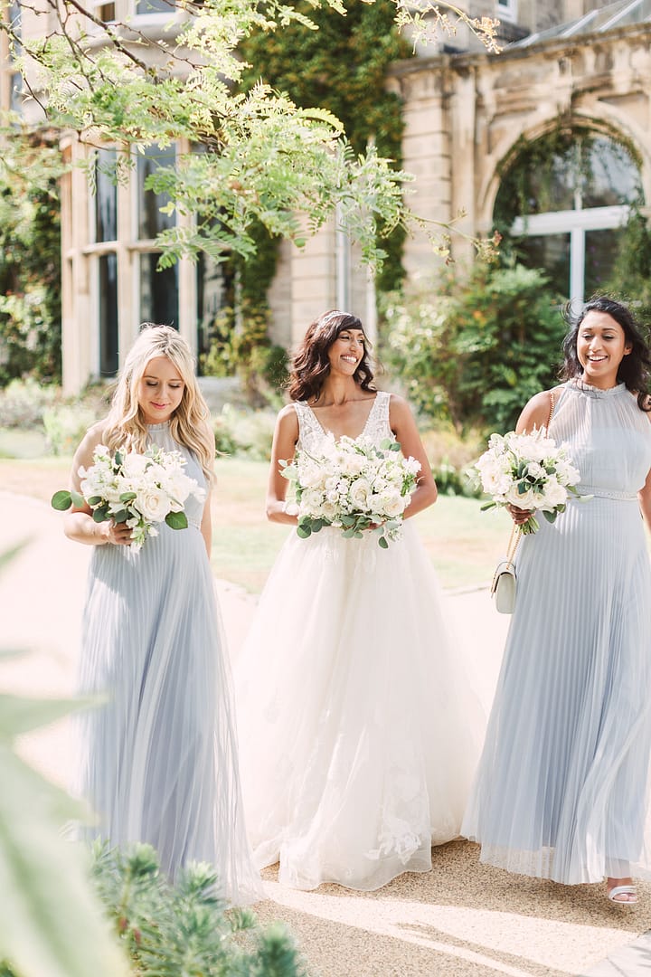 Image by <a class="text-p3" href="http://christinasarah.com" target="_blank">Christina Sarah Photography</a>.