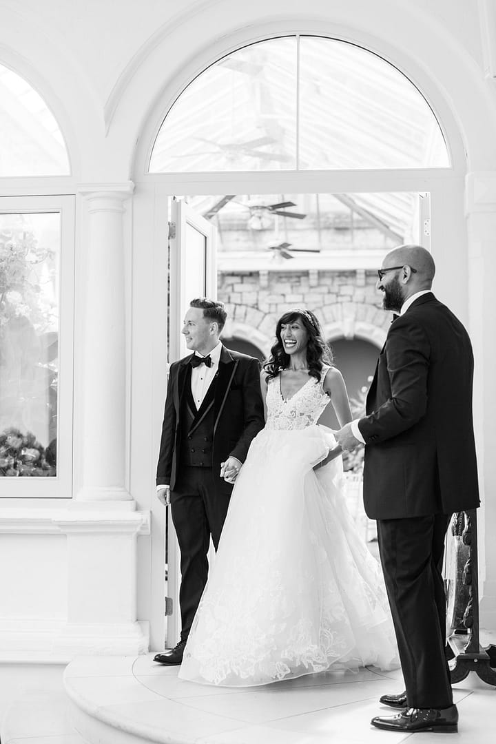 Image by <a class="text-p3" href="http://christinasarah.com" target="_blank">Christina Sarah Photography</a>.