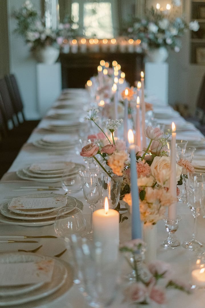 Image by <a class="text-p3" href="https://www.charlottewisephotography.co.uk" target="_blank">Charlotte Wise Fine Art Photography</a>.