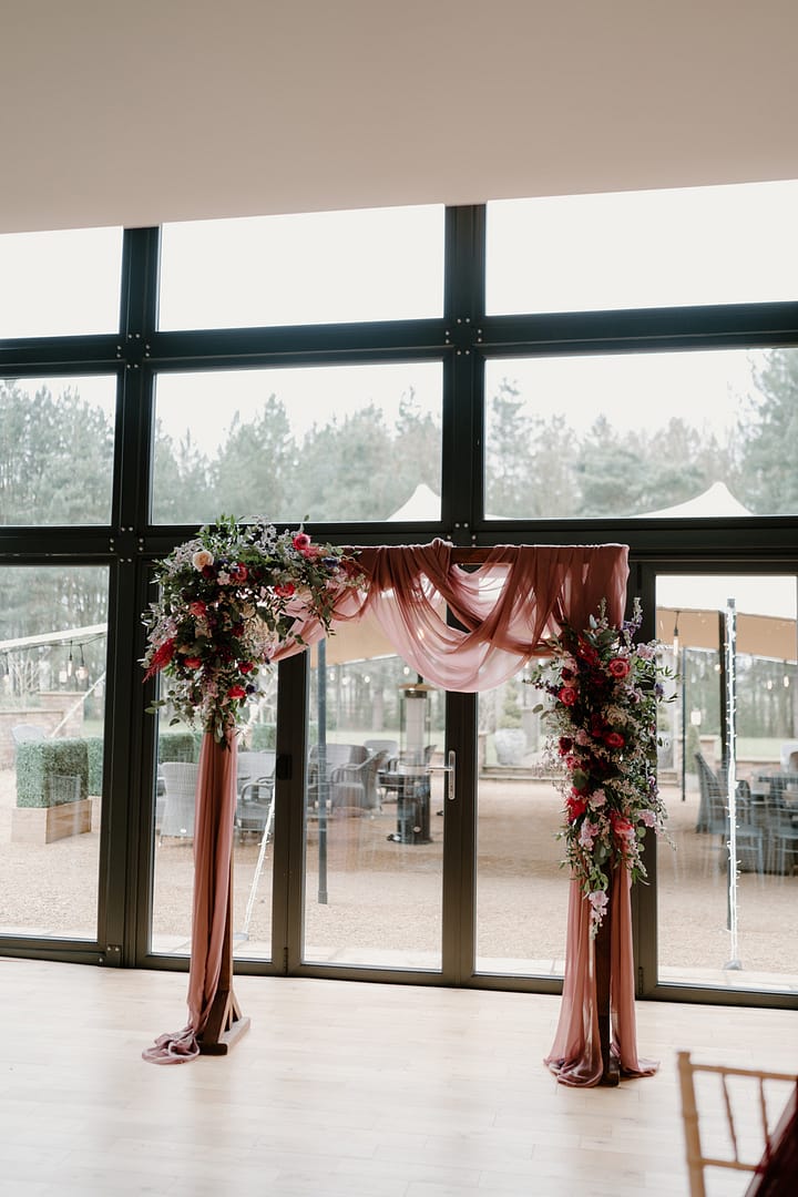 Image by <a class="text-p3" href="https://www.danilouisephotography.com/" target="_blank">Dani Louise Photography</a>.