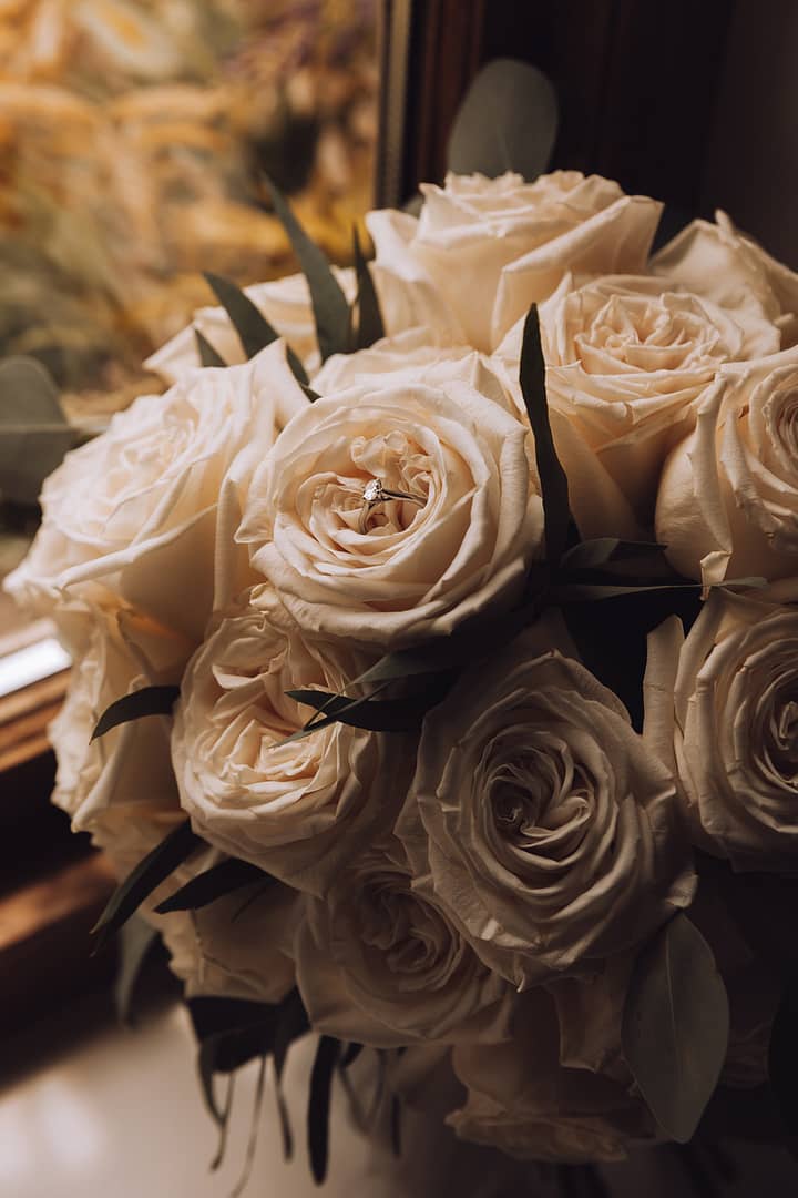 Image by <a class="text-p3" href="http://www.fayandreaweddings.co.uk" target="_blank">Fayandrea Weddings</a>.