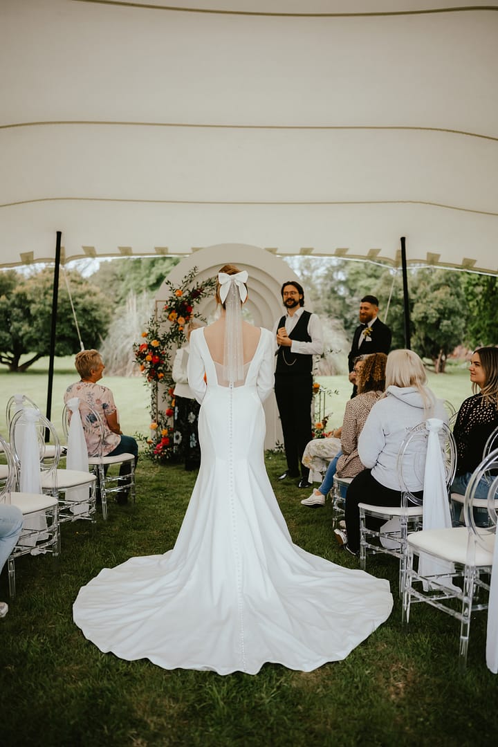 Image by <a class="text-p3" href="https://www.ajfeatherphotography.com" target="_blank">AJ Feather Photography</a>.