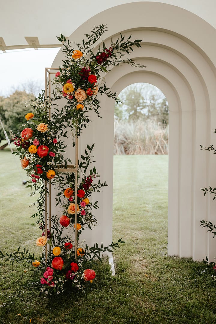 Image by <a class="text-p3" href="https://www.ajfeatherphotography.com" target="_blank">AJ Feather Photography</a>.