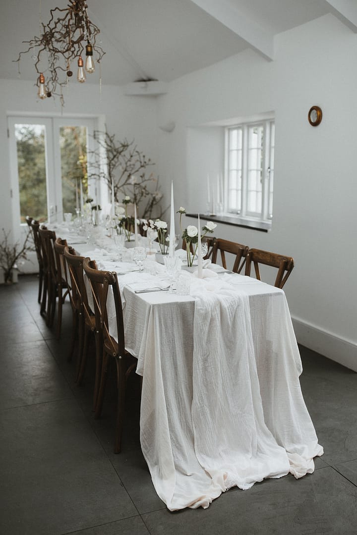 Image by <a class="text-p3" href="https://ashpowell.com" target="_blank">Ash Powell Photography</a>.