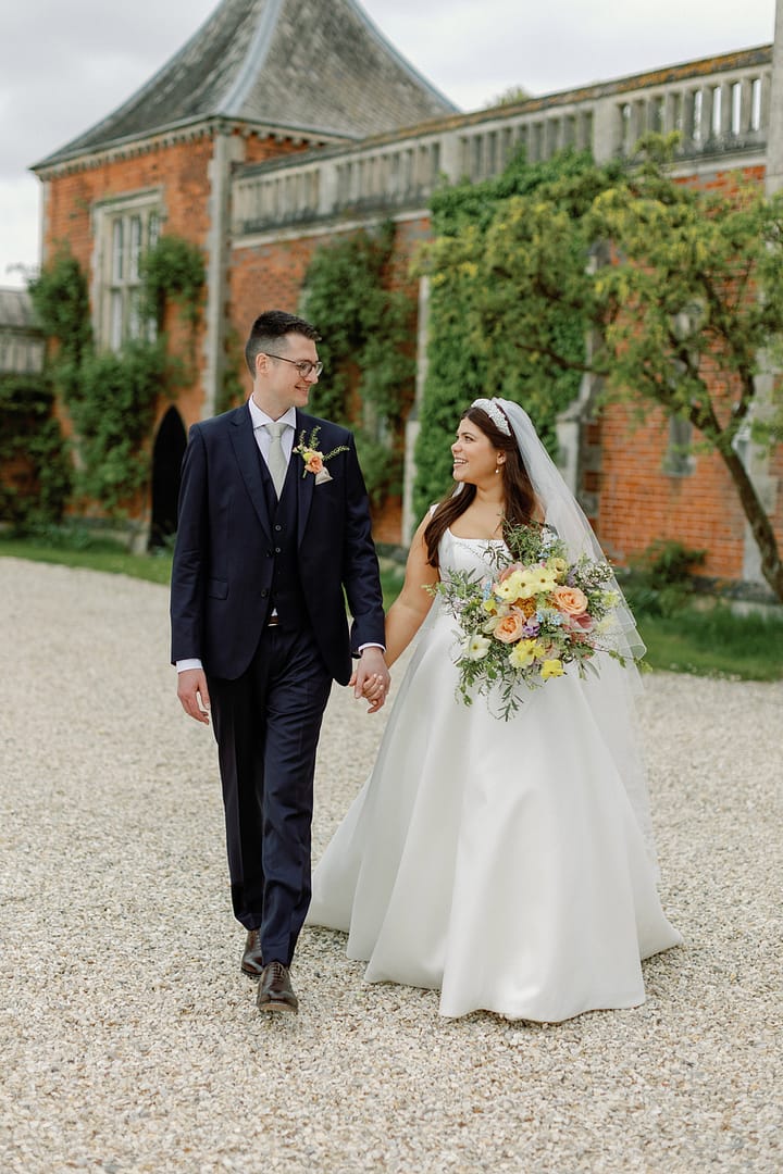 Image by <a class="text-p3" href="https://www.amylouphotography.co.uk" target="_blank">Amy Lou Photography</a>.