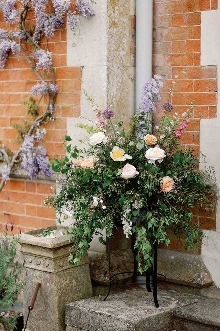 Image by <a class="text-p3" href="https://www.amylouphotography.co.uk" target="_blank">Amy Lou Photography</a>.