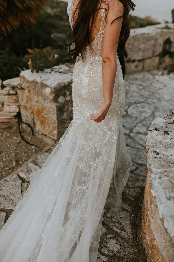 Image by <a class="text-p3" href="https://lauradeanphotography.com" target="_blank">Laura Dean Photography</a>.