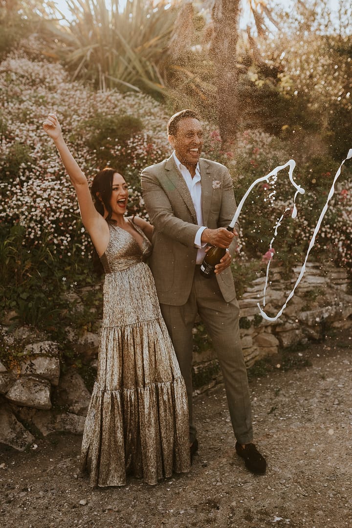 Image by <a class="text-p3" href="https://lauradeanphotography.com" target="_blank">Laura Dean Photography</a>.