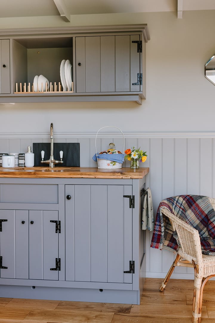 wedding-accommodation-glamping-shepherds-hut-norfolk-godwick-hall-38