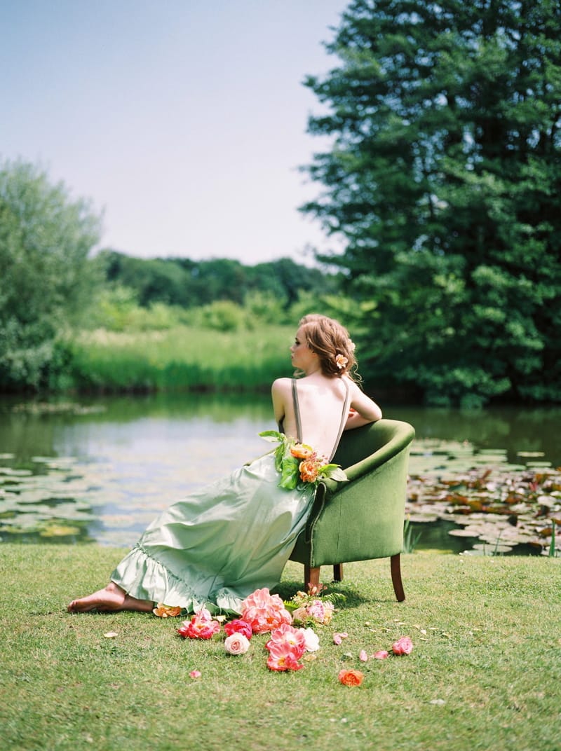 Image by <a class="text-p3" href="http://www.jadesayersblog.co.uk" target="_blank">Jade Sayers</a>.