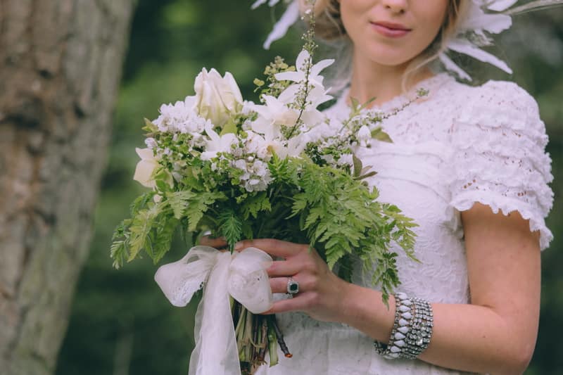 rustic-wedding-inspiration-rustic-romance-coco-editorial-a-new-beginning-rebecca-goddard-photography-25