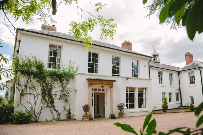 wedding-venues-in-worcestershire-laughern-hill-estate-4