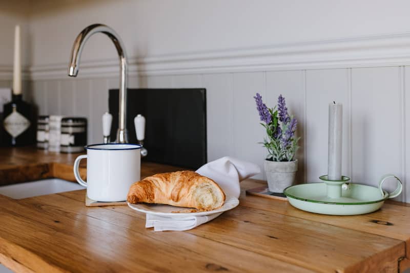 wedding-accommodation-glamping-shepherds-hut-norfolk-godwick-hall-2