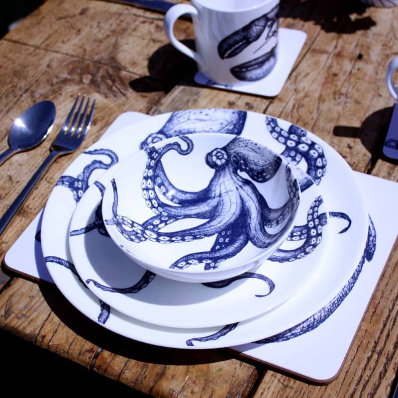 Image courtesy of The Wedding Shop.