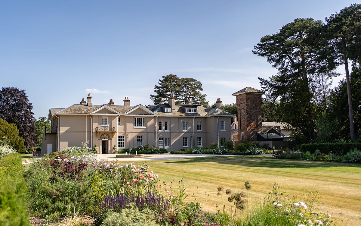 Burtonfields Hall