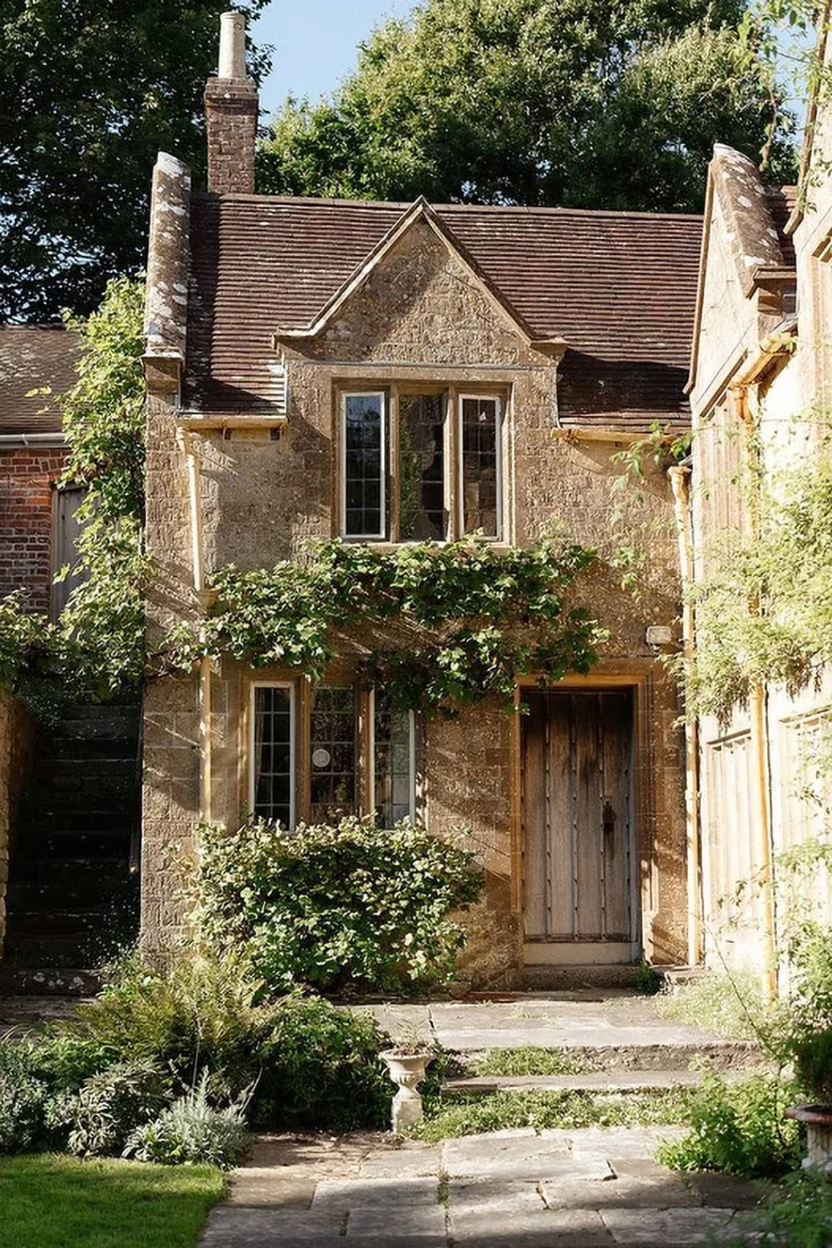 Symondsbury Manor
