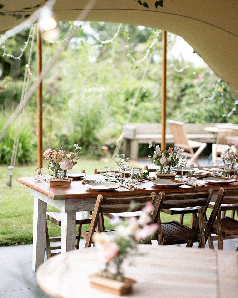 Image by <a class="text-p3" href="https://johnherseystudio.com" target="_blank">John Hersey Studio</a>.