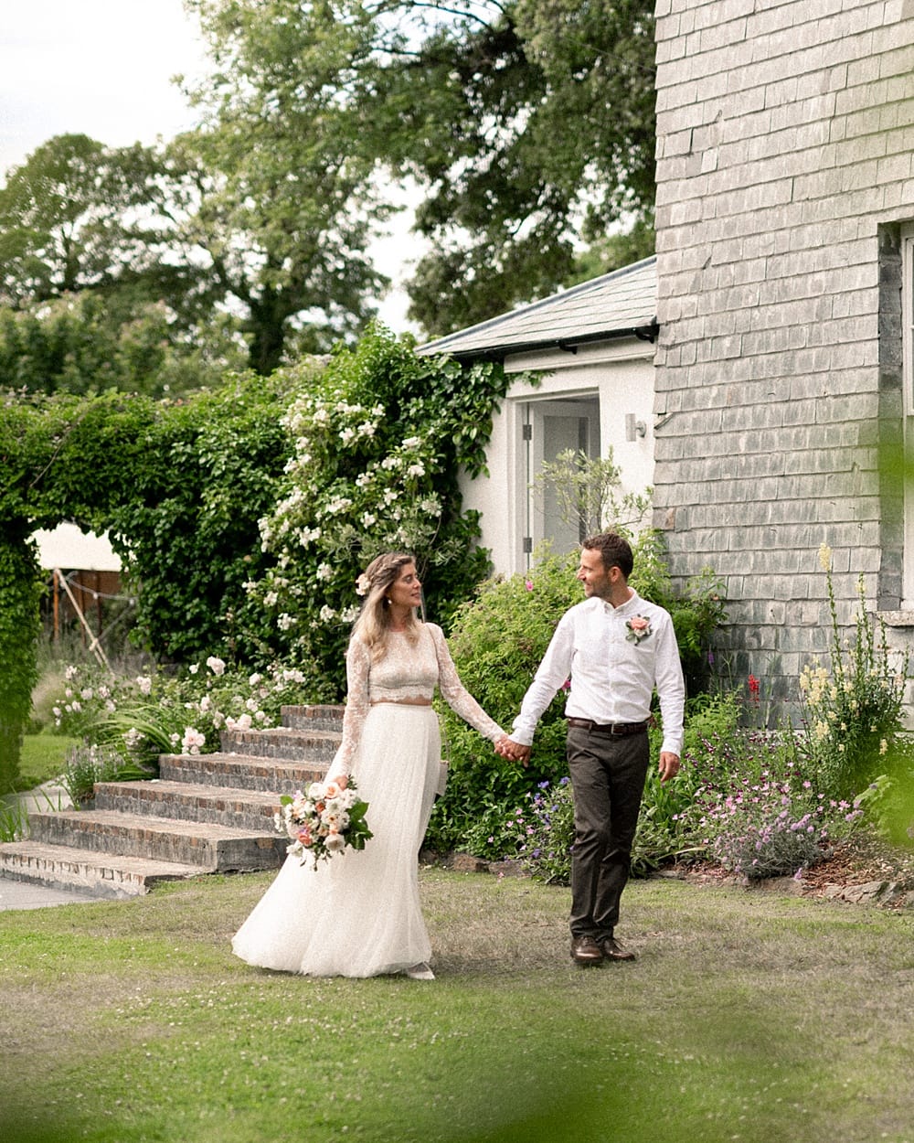 Image by <a class="text-p3" href="https://johnherseystudio.com" target="_blank">John Hersey Studio</a>.