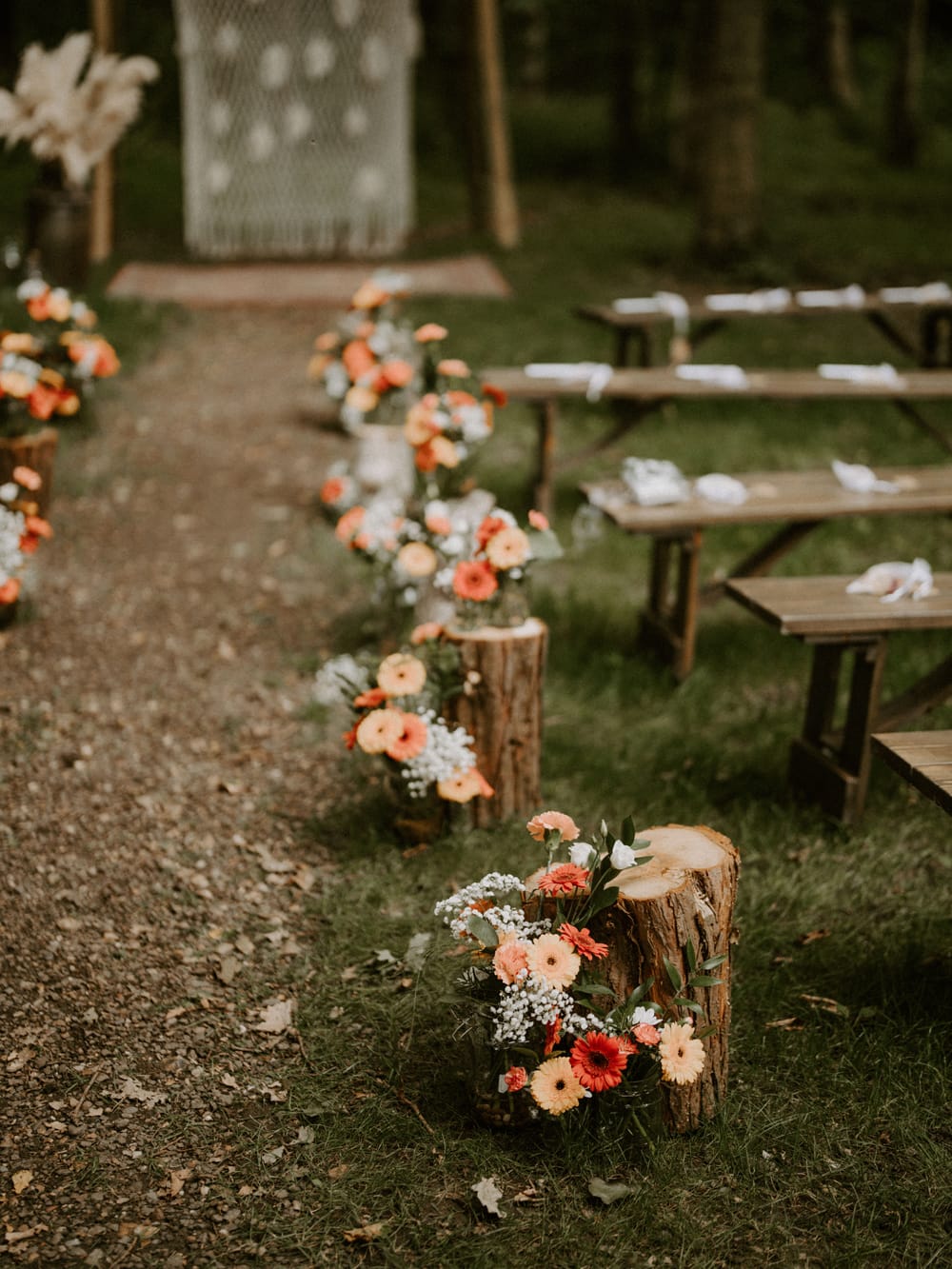 wild-bohemian-wedding-at-teybrook-orchard-essex-2