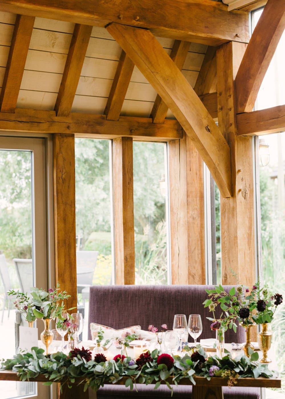 Image by <a class="text-p3" href="http://www.hannahduffy.com" target="_blank">Hannah Duffy Photography</a> |  Planning by <a class="text-p3" href="http://www.katrinaotterweddings.co.uk" target="_blank">Katrina Otter Weddings</a>.