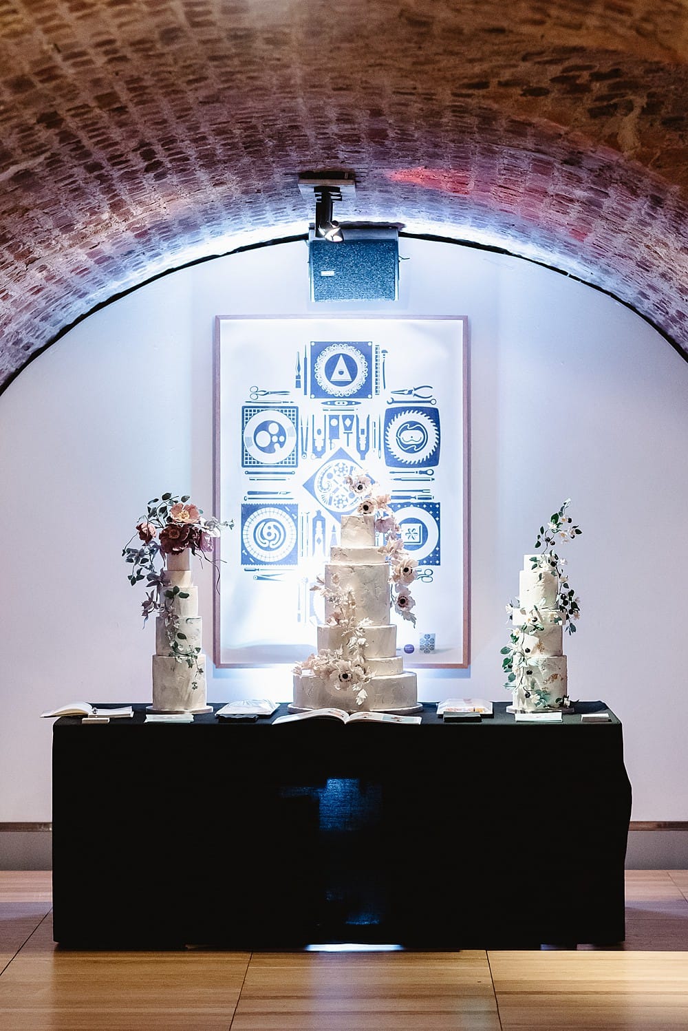 Image by <a class="text-p3" href="http://fionasweddingphotography.co.uk" target="_blank">Fiona Kelly Photography</a>.