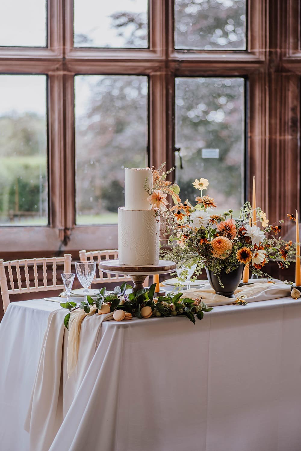 Image by <a class="text-p3" href="http://emmyloukelly.com" target="_blank">Vanitas Life</a>.