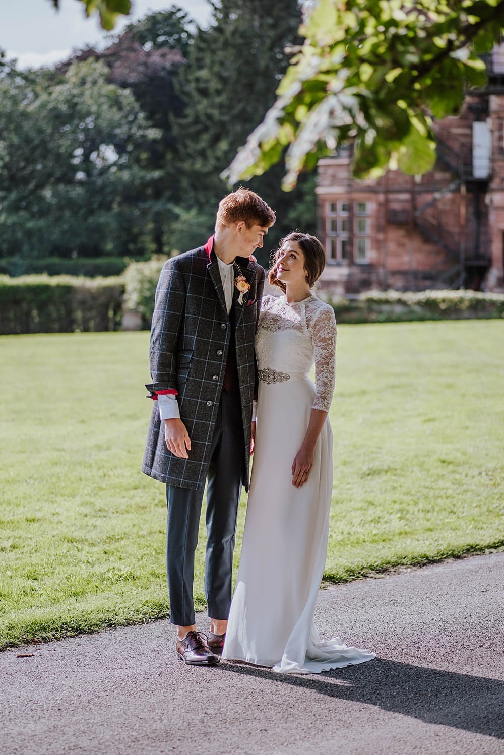 Image by <a class="text-p3" href="http://emmyloukelly.com" target="_blank">Vanitas Life</a>.