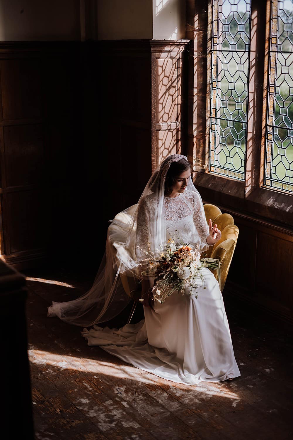 Image by <a class="text-p3" href="http://emmyloukelly.com" target="_blank">Vanitas Life</a>.