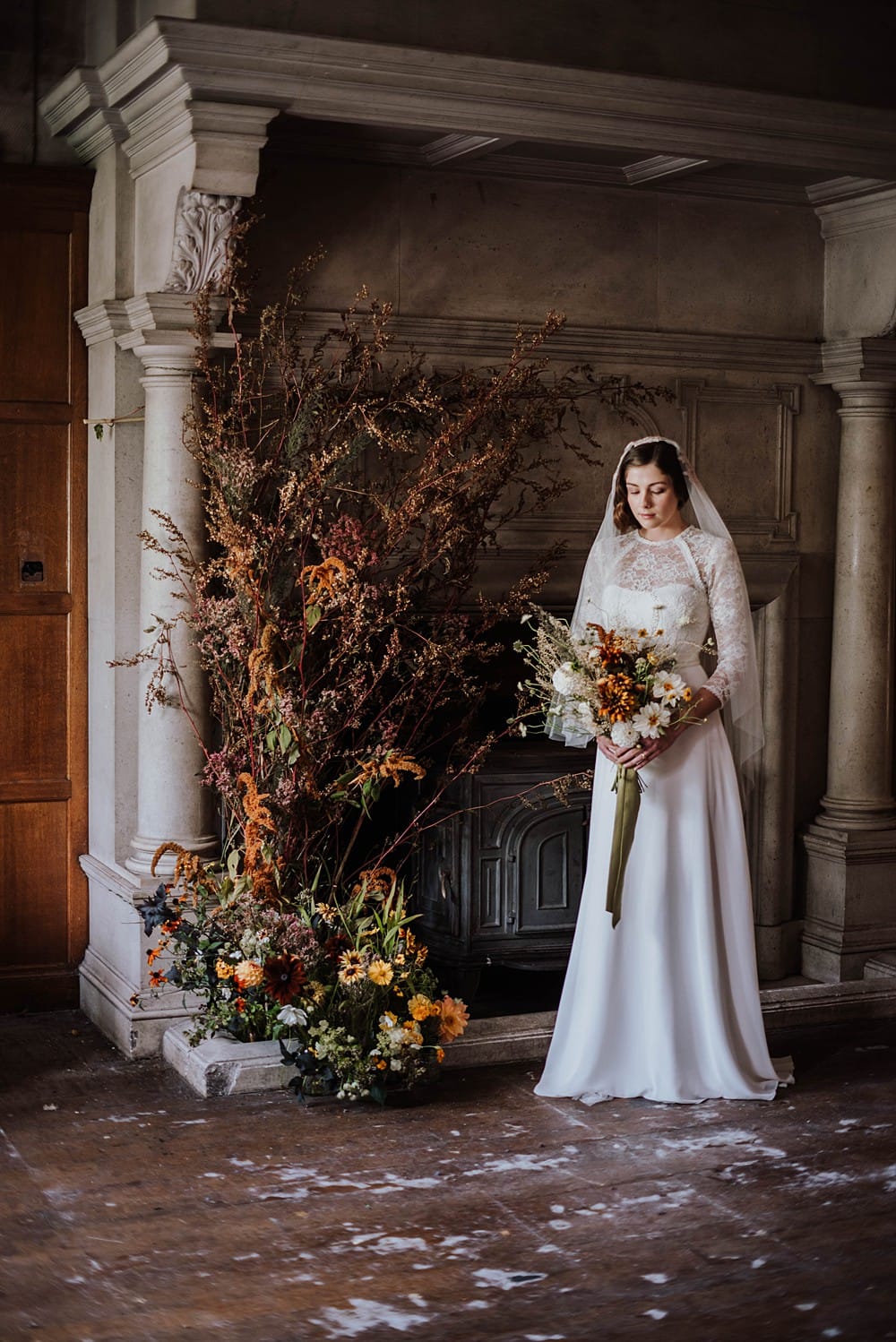 Image by <a class="text-p3" href="http://emmyloukelly.com" target="_blank">Vanitas Life</a>.