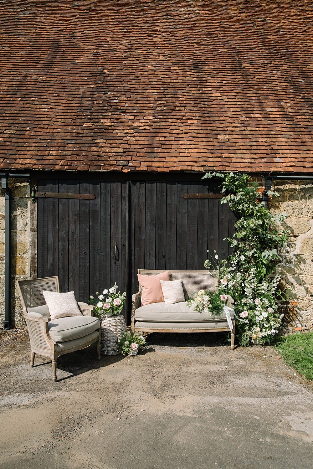 Image by <a class="text-p3" href="http://veronikaward.com" target="_blank">Veronika Ward Photography</a>.