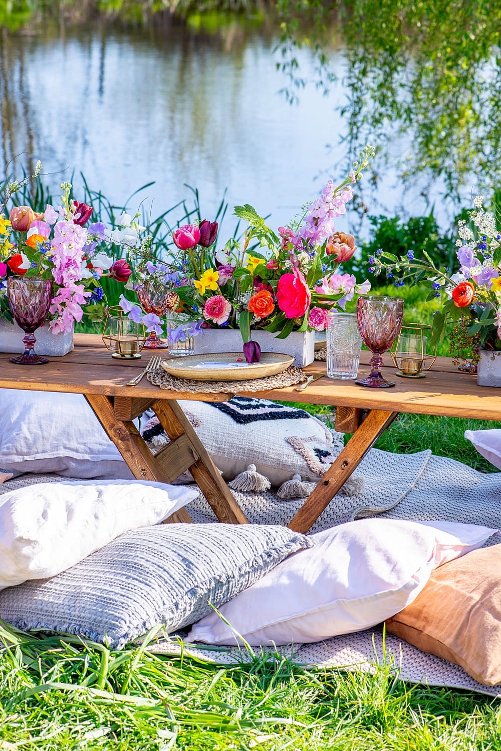 Image by <a class="text-p3" href="https://www.lauradownham.co.uk" target="_blank">Laura Downham Photography</a>.