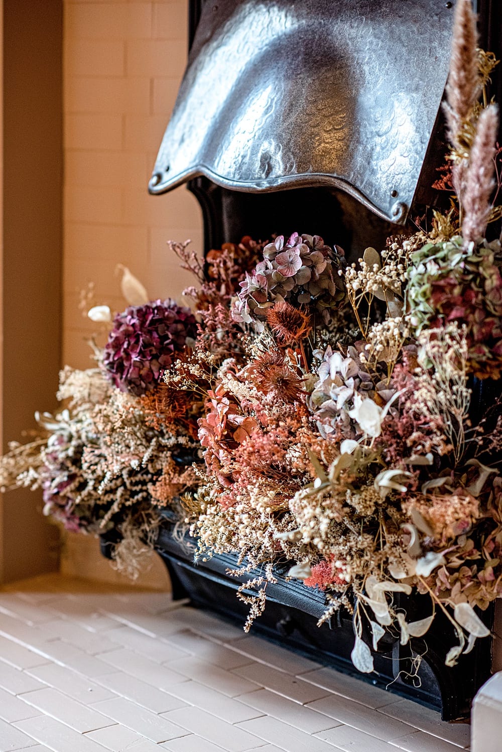 Image by <a class="text-p3" href="http://fleurchallisphotography.com" target="_blank">Fleur Challis Photography</a>.