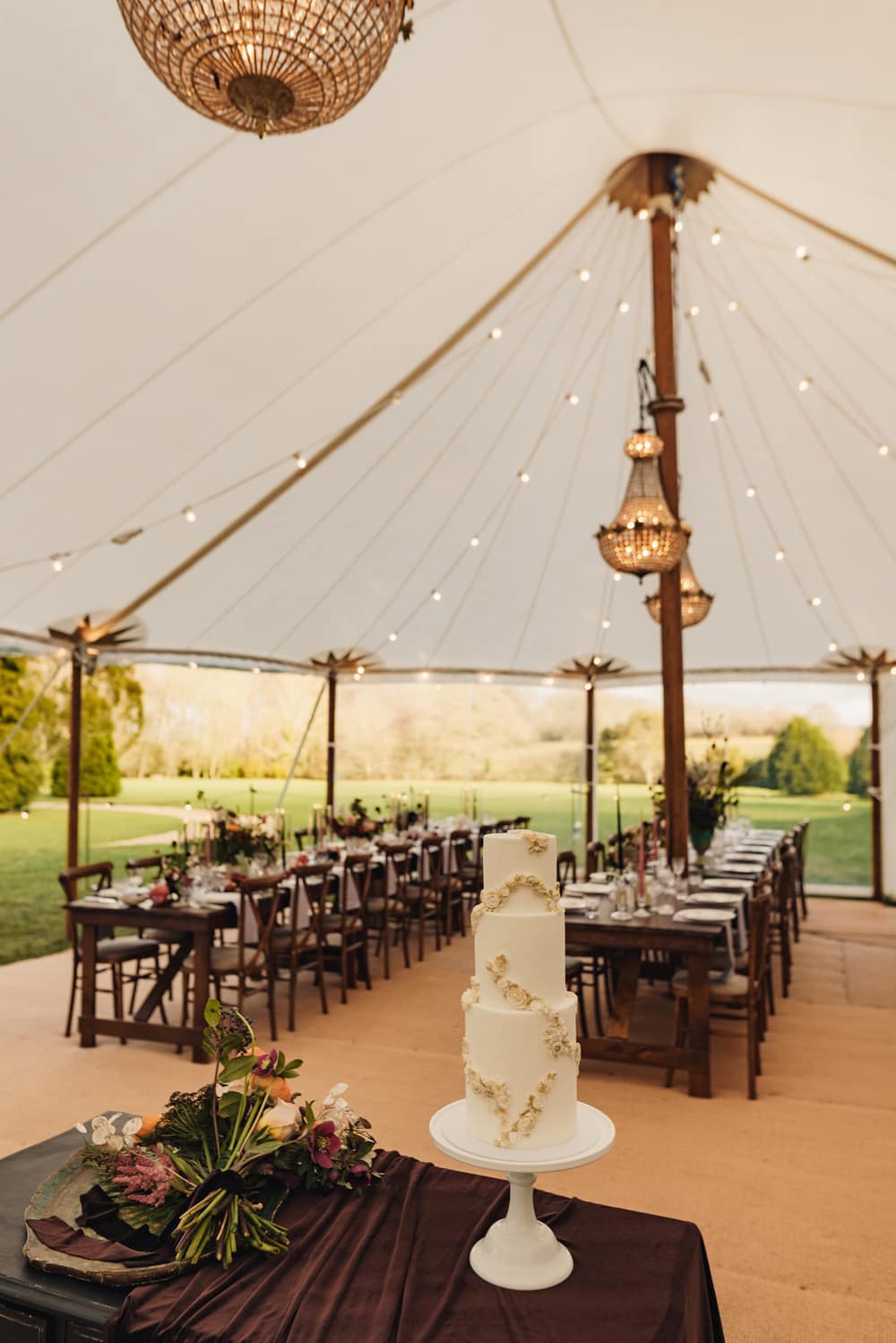 Image by <a class="text-p3" href="https://thechamberlins.co" target="_blank">The Chamberlins</a>.