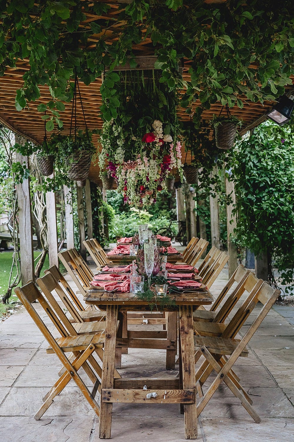 Image by <a class="text-p3" href="https://www.helenliskphotography.co.uk" target="_blank">Helen Lisk Photography</a>.