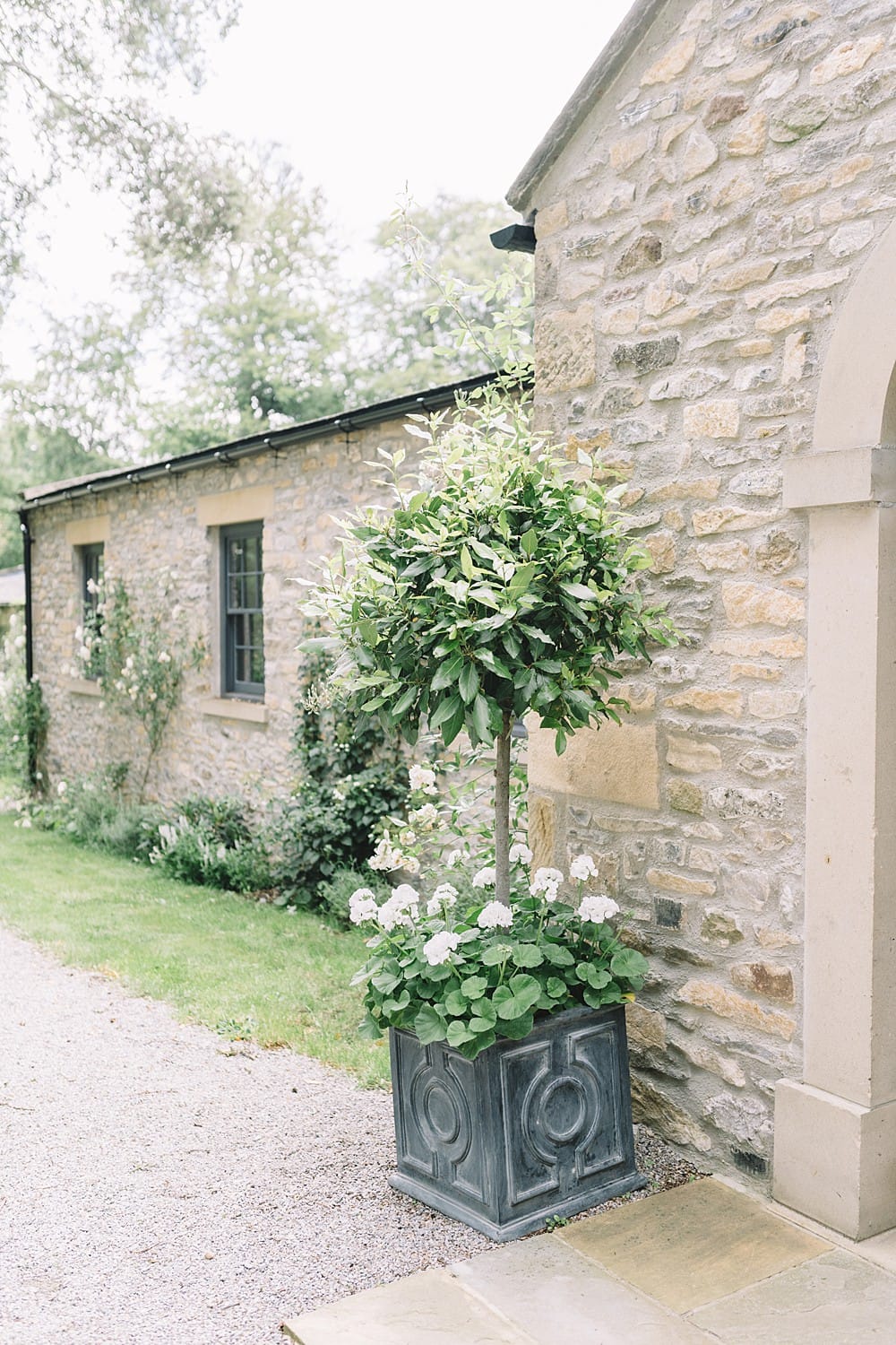 Image by <a class="text-p3" href="https://www.luciewatsonphotography.com" target="_blank">Lucie Watson Photography</a>.