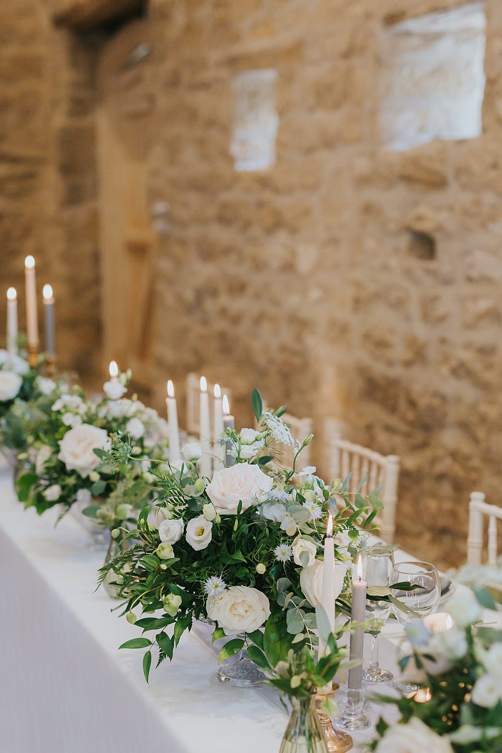 Image by <a class="text-p3" href="http://www.lauracalderwood.co.uk" target="_blank">Laura Calderwood Photography</a>.