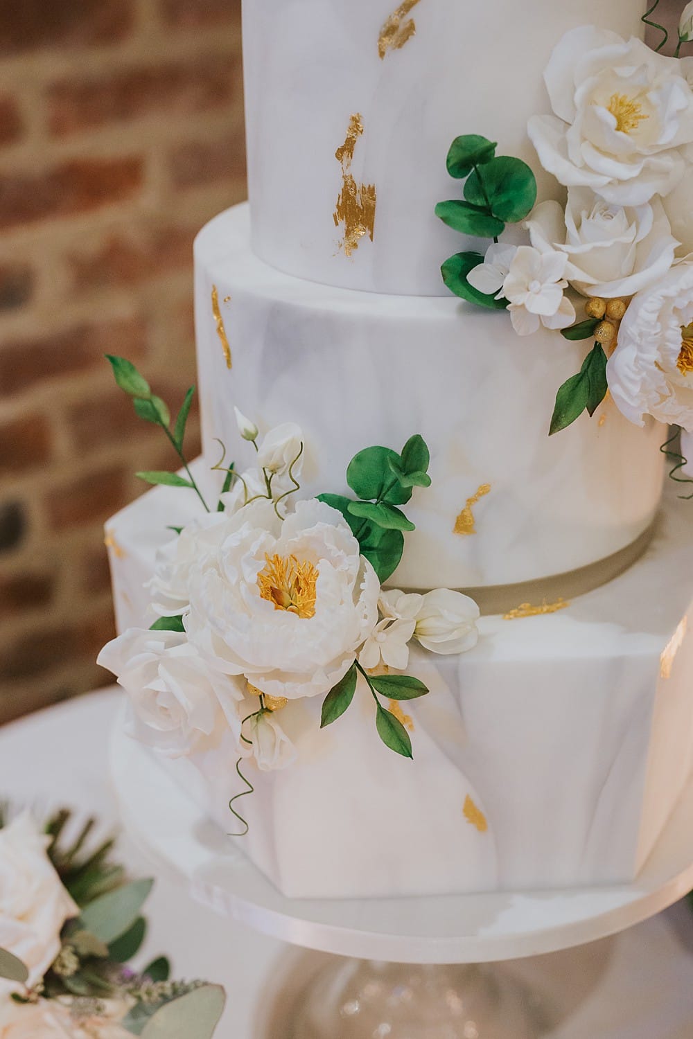 Image by <a class="text-p3" href="http://www.lauracalderwood.co.uk" target="_blank">Laura Calderwood Photography</a>.