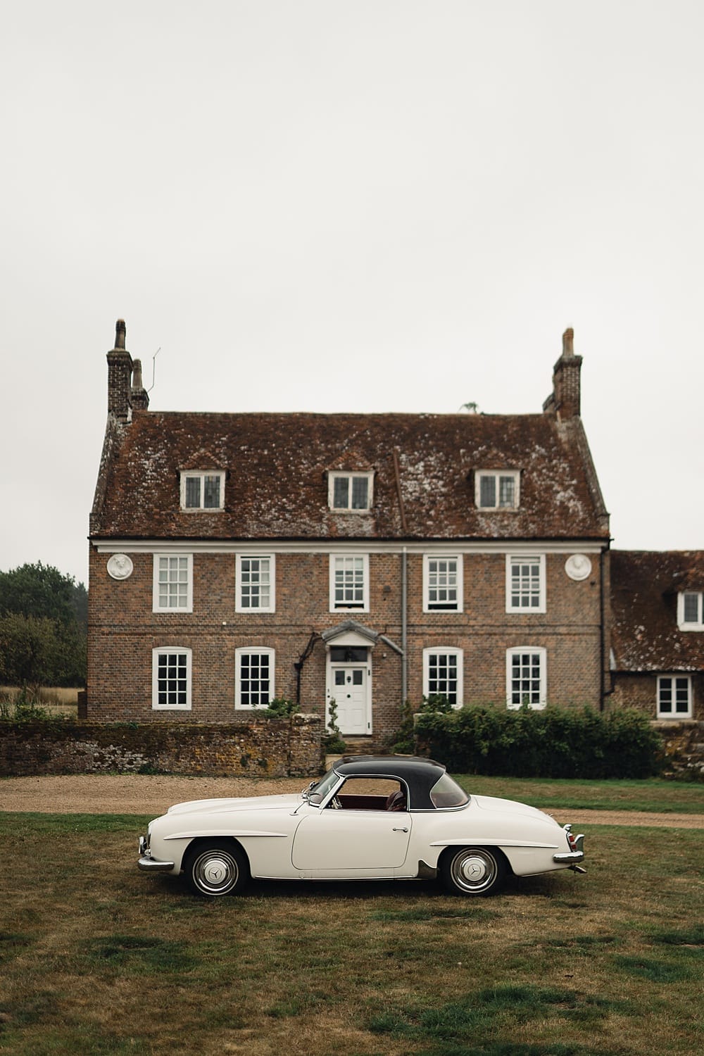 Image by <a class="text-p3" href="https://www.rebeccasearlephotography.co.uk" target="_blank">Rebecca Searle Photography</a>.