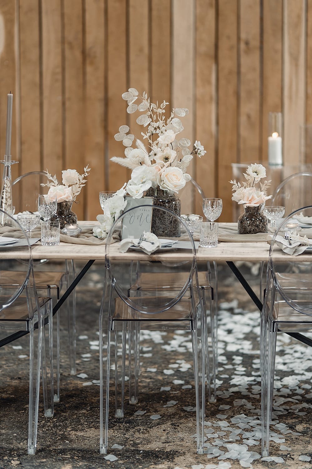 Image by <a class="text-p3" href="https://www.rebeccasearlephotography.co.uk" target="_blank">Rebecca Searle Photography</a>.